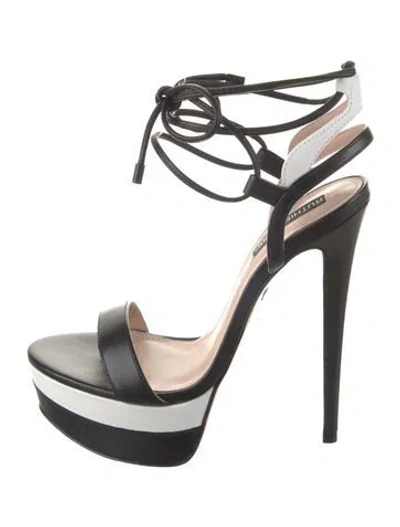Pre-owned Ruthie Davis Leather Sandals In Black