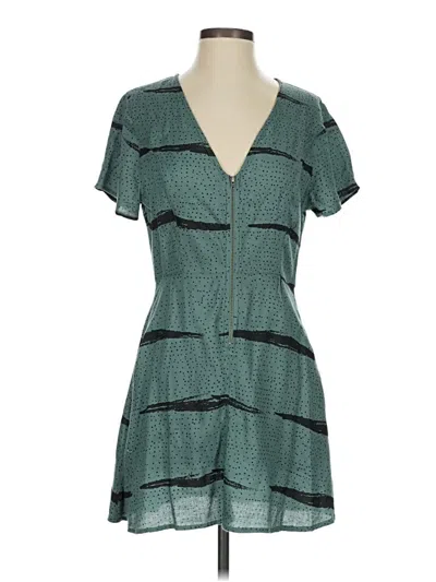 Pre-owned Rvca Casual Dress In Blue