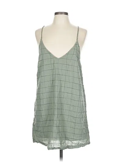Pre-owned Rvca Casual Dress In Green