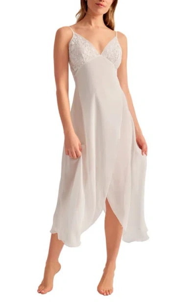 Rya Collection Duchess Gown In Ivory