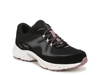 Ryka Skyway Hiking Shoe In Black