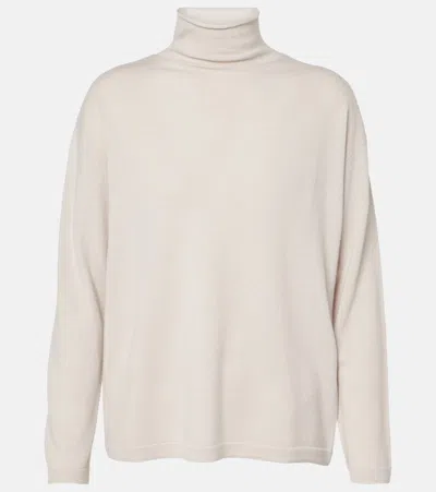 S Max Mara Treviso Wool Turtleneck Sweater In White
