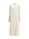 Sa Su Phi Dresses In White
