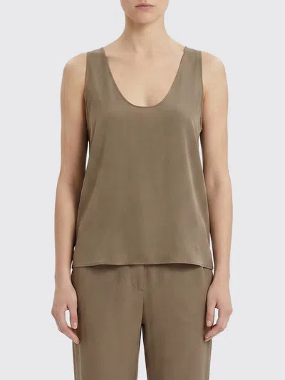 Sa Su Phi Top Woman  In Green