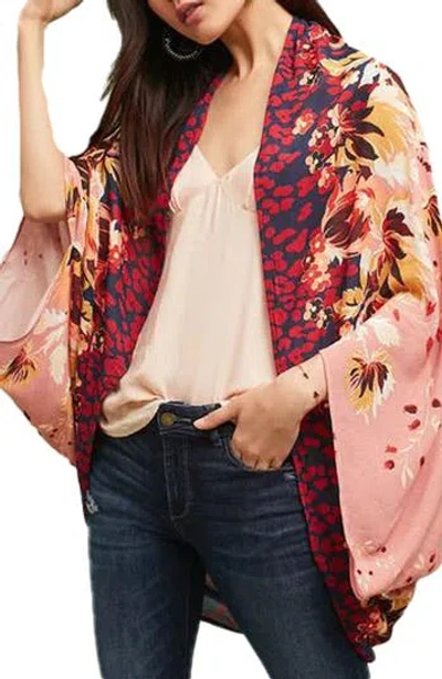 Saachi Abstract Floral Print Topper In Pink