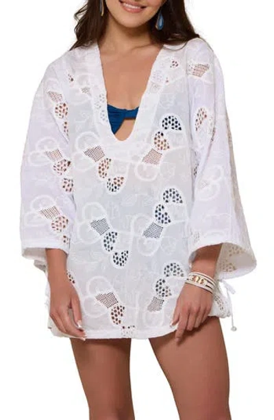 Saachi Heart Eyelet Short Kaftan In White