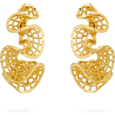 Saachi Textured Wavy Hoop Earrings In Gold