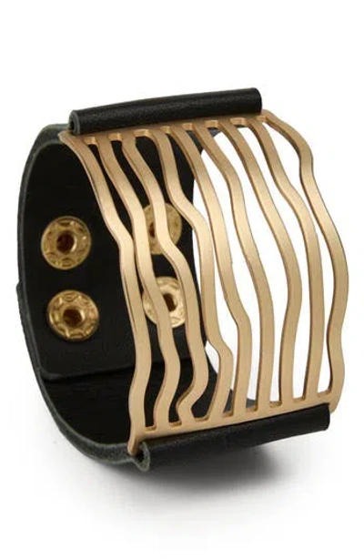 Saachi Wavy Caged Leather Bracelet In Black