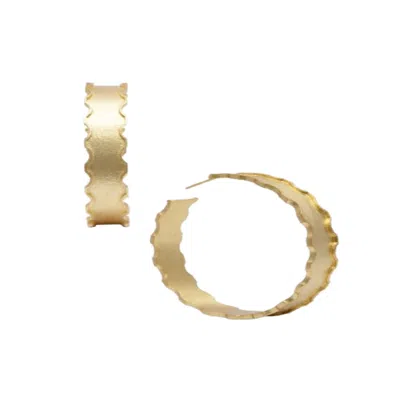 Saachi Women's Gold Large Scalloped Hoop Earrings