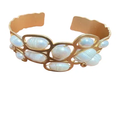 Saachi Women's Gold Pearl Cut Out Waved Cuff Bracelet
