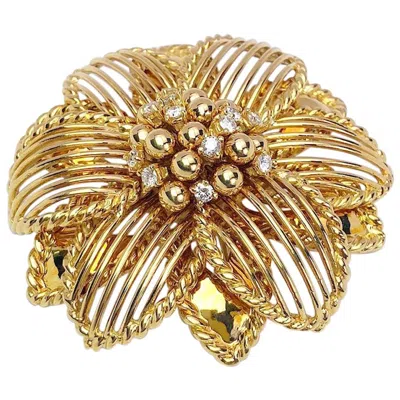 Pre-owned Sabbadini 18 Karat Yellow Gold And Diamonds Large Flower Brooch
