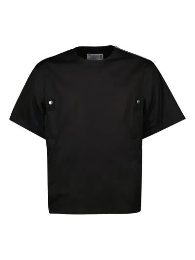 Sacai Crew-neck Zip-fastening Polo Shirt In Black