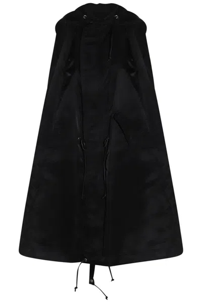 Sacai Drawstring Hem Hooded Vest In Black