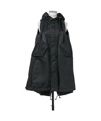 Sacai Hooded Drawstring Vest In Black