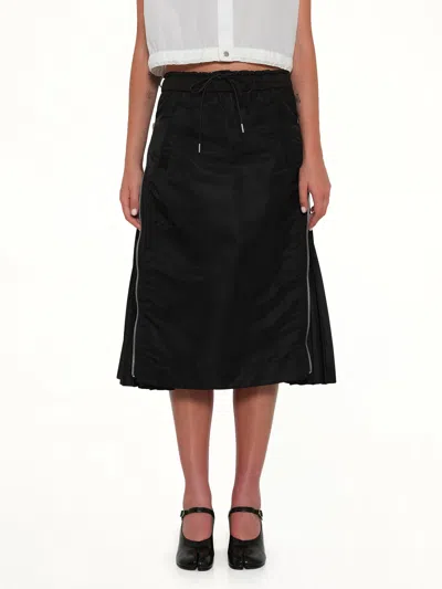 Sacai Nylon Twill Skirt In Black