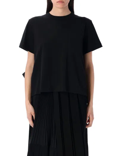 SACAI SACAI PANELLED T-SHIRT WITH SATIN RUFFLED BACK AND RIBBED DETAILS