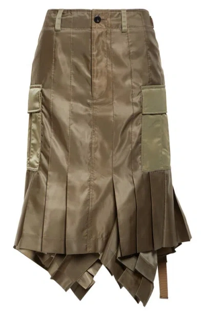 Sacai Pintuck Nylon Twill Cargo Skirt In Beige