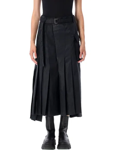 Sacai Pleated Midi Skirt With Cargo Pocket In Black