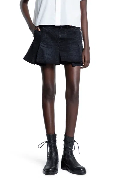 Sacai Woman Black Shorts