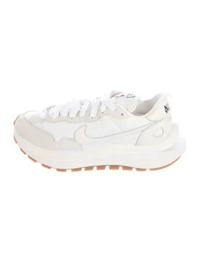 Pre-owned Sacai X Nike Vaporwaffle 'sail Gum' Sneakers In Neutral