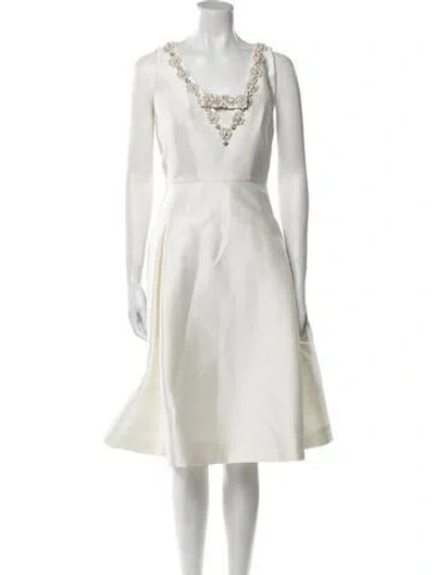 Pre-owned Sachin & Babi V-neck Knee-length Dress In White