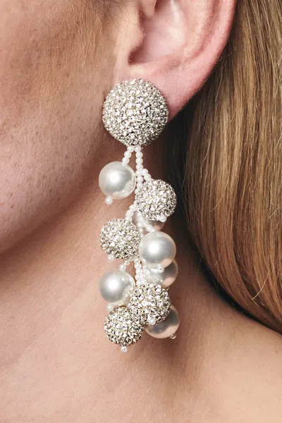 Sachin & Babi Coconut Earrings In Clear / Pearl