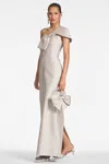 Sachin & Babi Ines Gown
