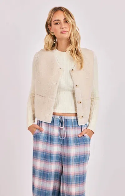 Sadie & Sage Etta Faux Shearling Bonded Suede Vest In Ivory In Neutral