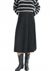 Sadie & Sage Full Of Charm Pleated Midi Skirt In Black In Blue