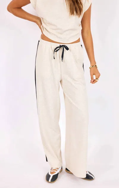 Sadie & Sage Metro Knit Pants In Heather Oatmeal In White