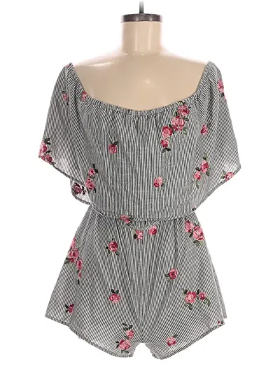 Pre-owned Sadie & Sage Romper In Gray