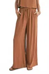 Sadie & Sage Sugarloaf Elastic Waist Linen Wide Leg Pants In Brown