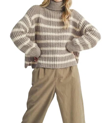 Sadie & Sage Aki Turtleneck Sweater In Grey