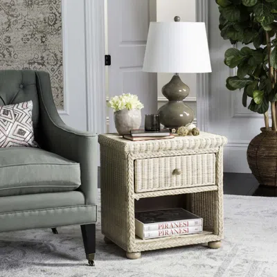 Safavieh Adira Wicker End Table In Neutral