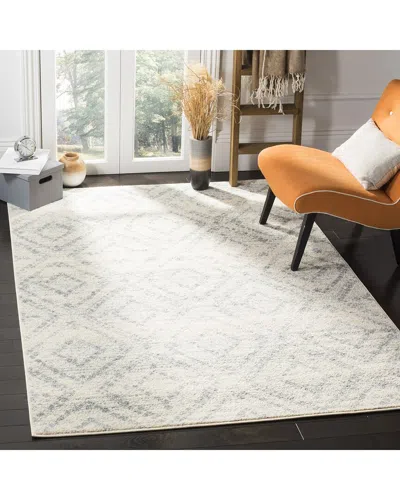 Safavieh Adirondack Argentis Power Loomed Rug Ivory / Light In White