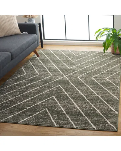 Safavieh Adirondack Jaelynn Power Loomed Rug Dark Green / I