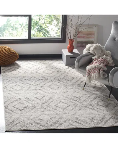 Safavieh Adirondack Luminex Power Loomed Rug Light Grey / G In Gray