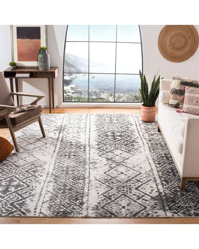 Safavieh Adirondack Oakshade Power Loomed Rug Silver / Blac In Gray