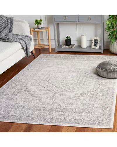 Safavieh Adirondack Snowpine Power Loomed Rug Ivory / Silve In Gray