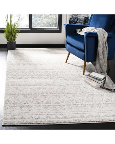 Safavieh Adirondack Trivane Power Loomed Rug Ivory / Grey In White