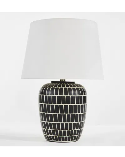 Safavieh Aela Table Lamp In Metallic
