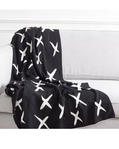 Safavieh Alto Throw In Black