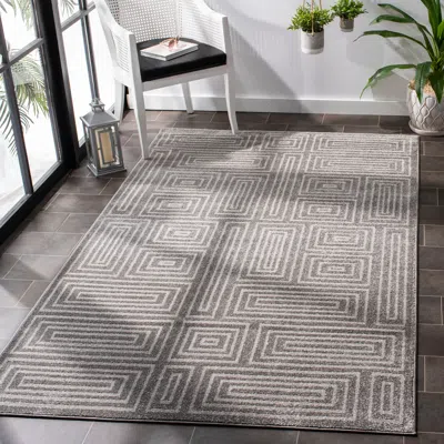Safavieh Amherst Machine Made Area Rug, Grey / Ivory Contemporary Style Easy Care In Gray
