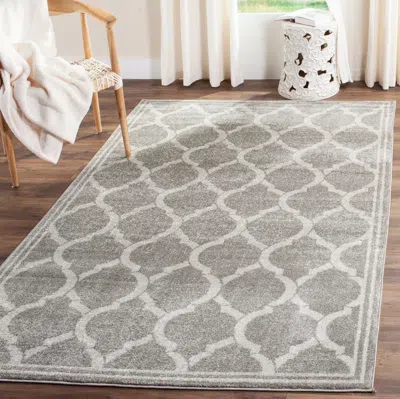 Safavieh Amherst Machine Made Area Rug, Grey / Light Grey Contemporary Style Easy Care In Gray
