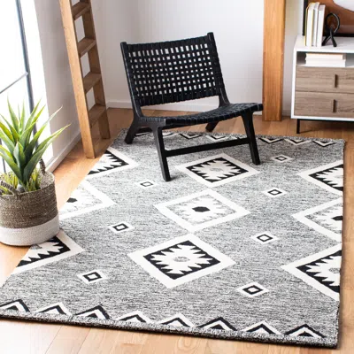 Safavieh Aspen Hand Made Area Rug, Black / Ivory Bohemian Style Non-shedding