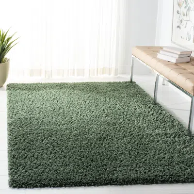 Safavieh August Shag Machine Made Area Rug, Green Shag / Flokati Style Easy Care