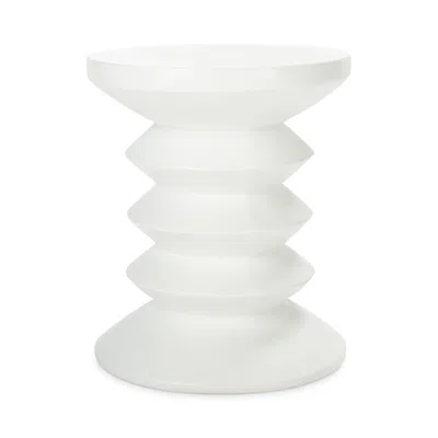 Safavieh Benaya Outdoor Concrete Accent Table In Ivory