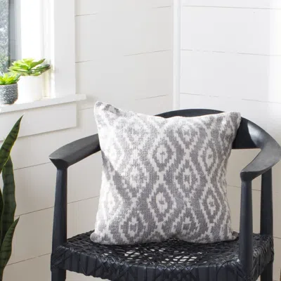 Safavieh Benzon Pillow In Gray