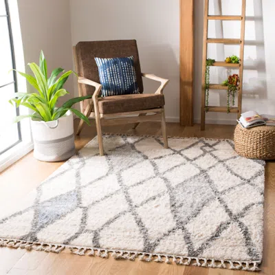 Safavieh Berber Fringe Shag Machine Made Area Rug, Cream / Blue Contemporary Style Easy Care