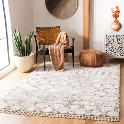Safavieh Berber Fringe Shag Machine Made Area Rug, Cream / Grey Shag / Flokati Style Easy Care In Neutral